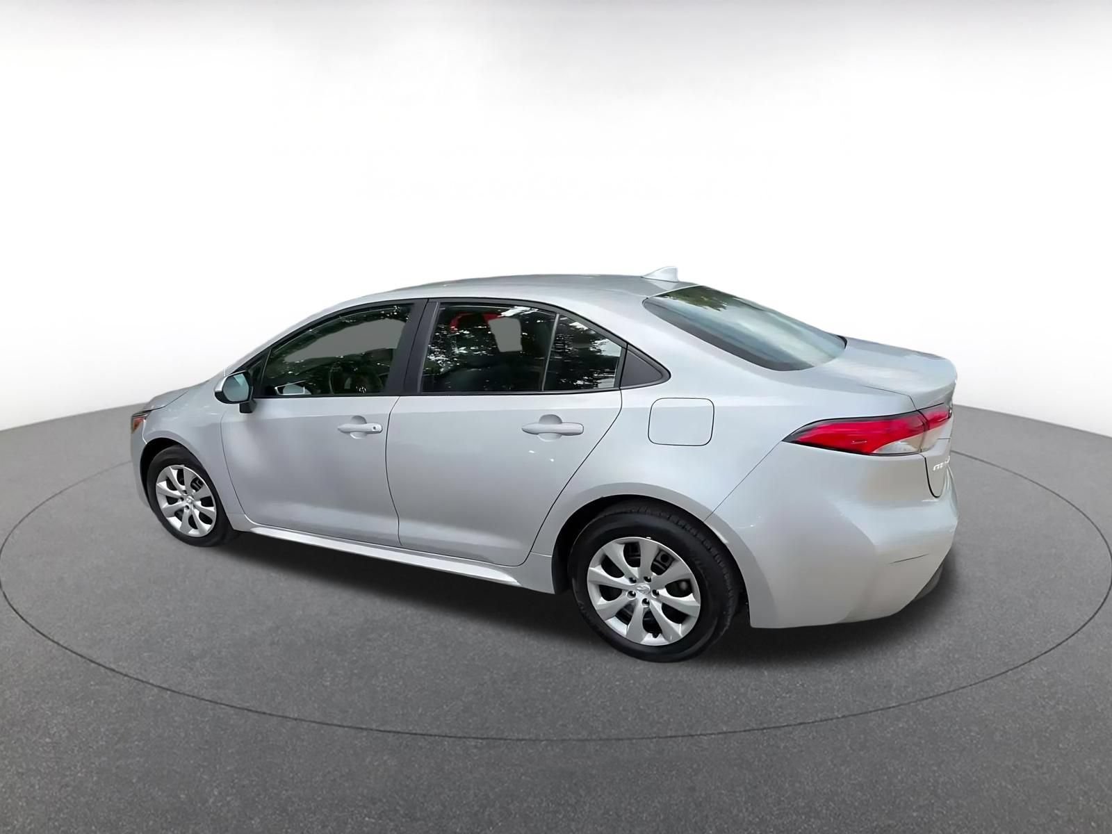 Thumbnail: 2025 Toyota Corolla - 8