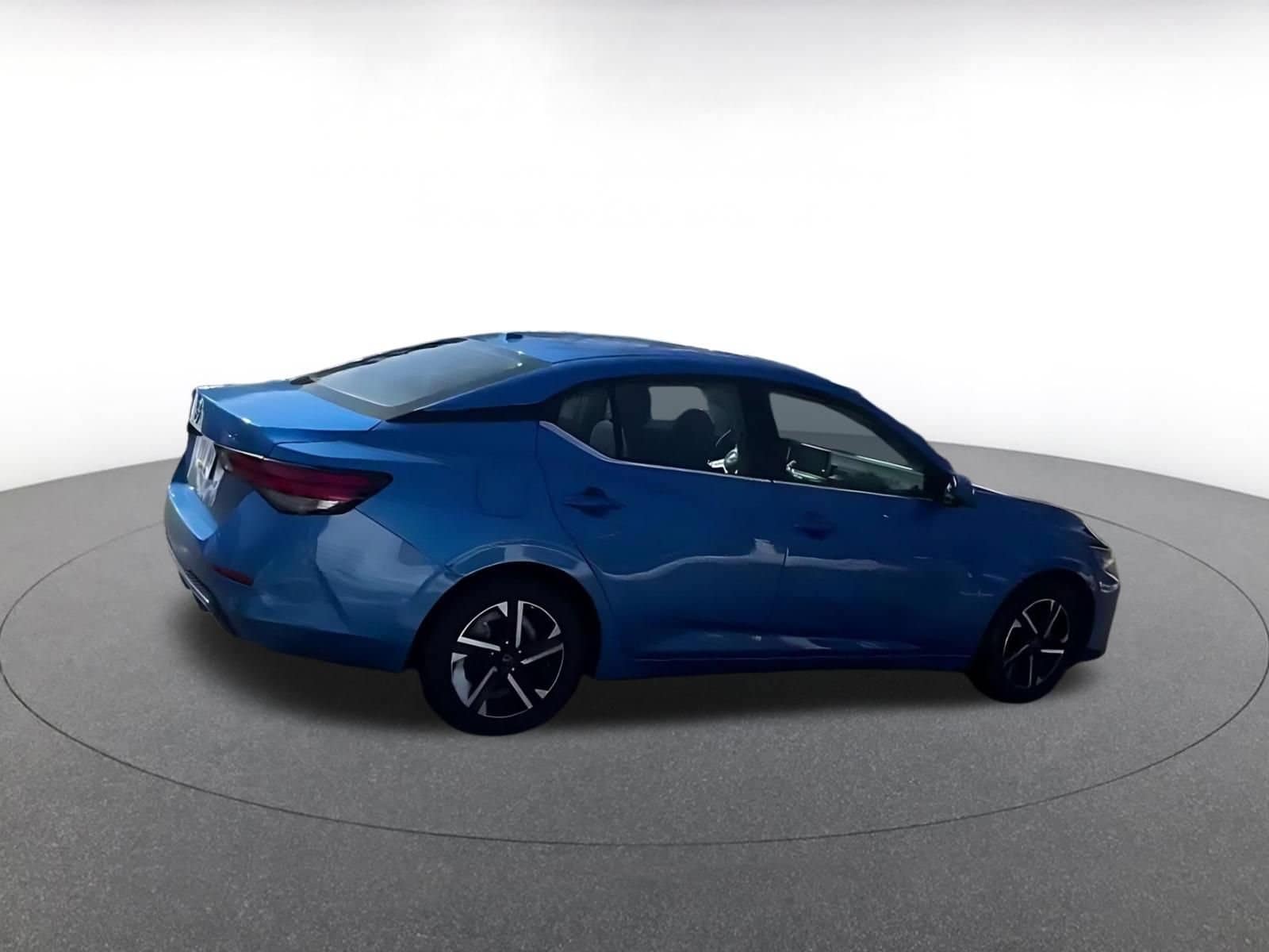 Thumbnail: 2025 Nissan Sentra - 13