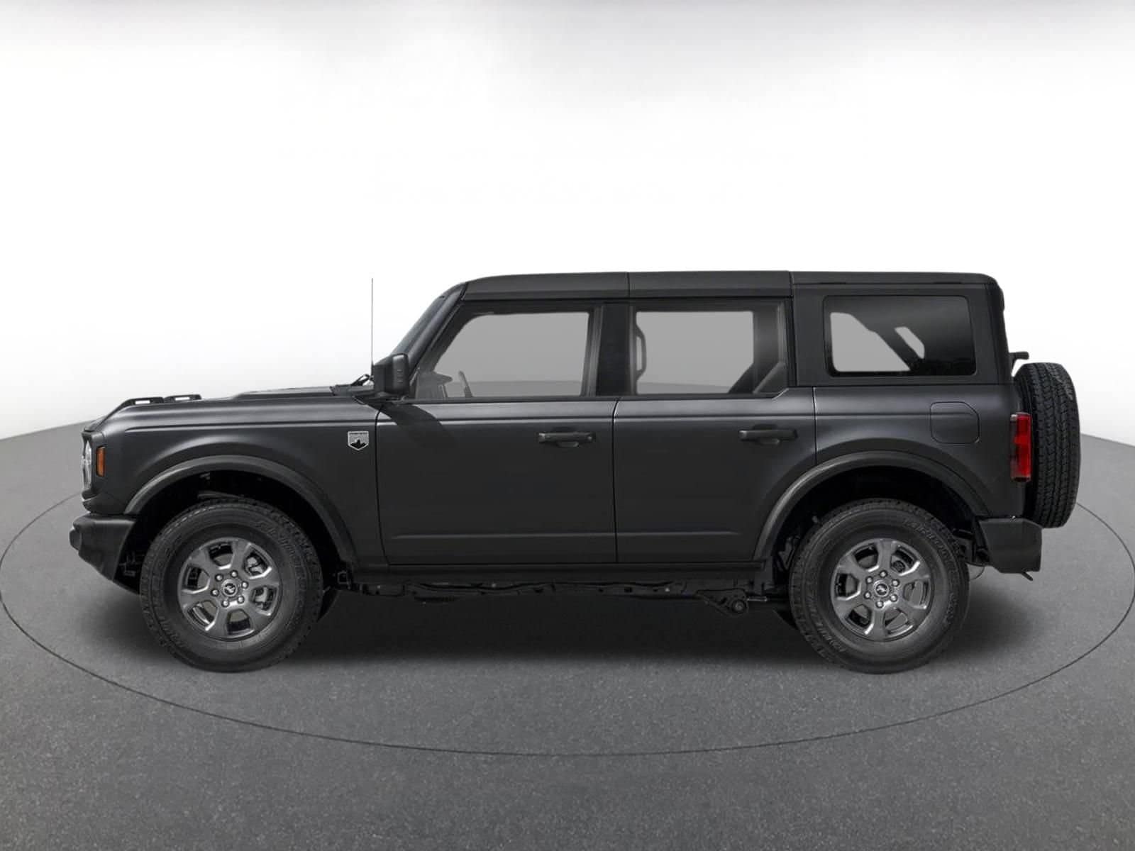 Thumbnail: 2026 Ford Bronco - 3
