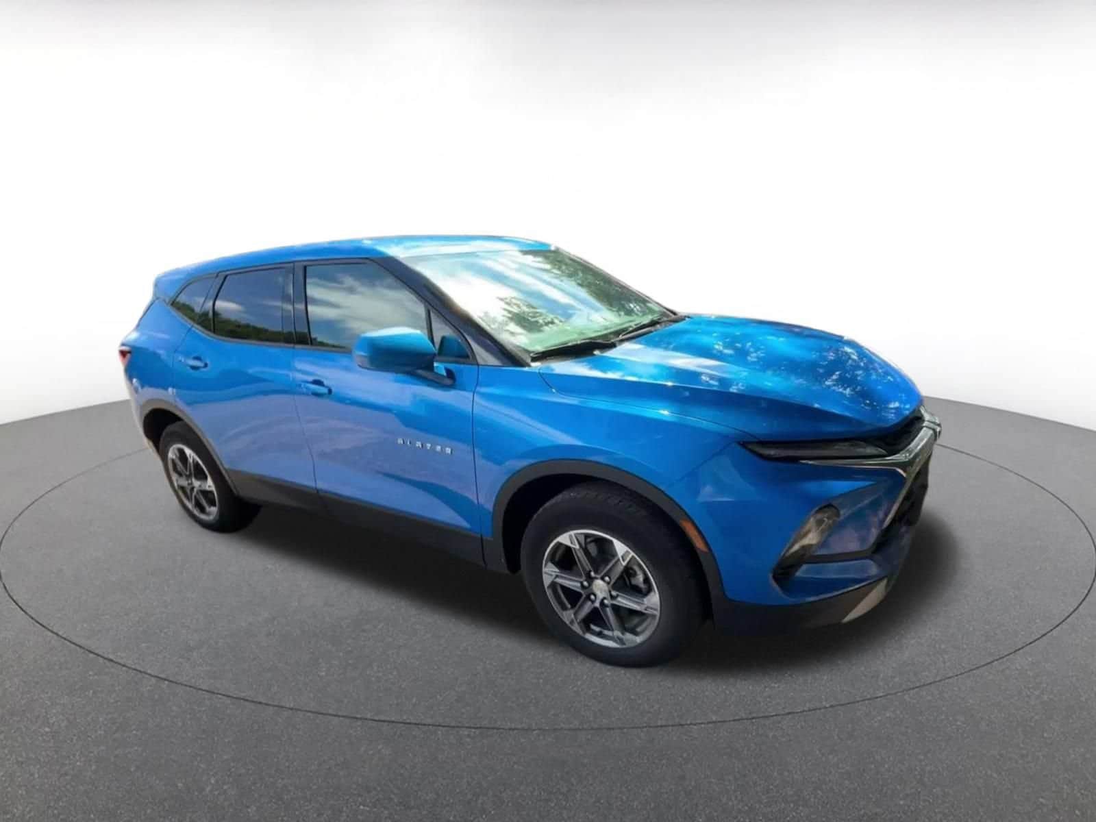 Thumbnail: 2025 Chevrolet Blazer - 2
