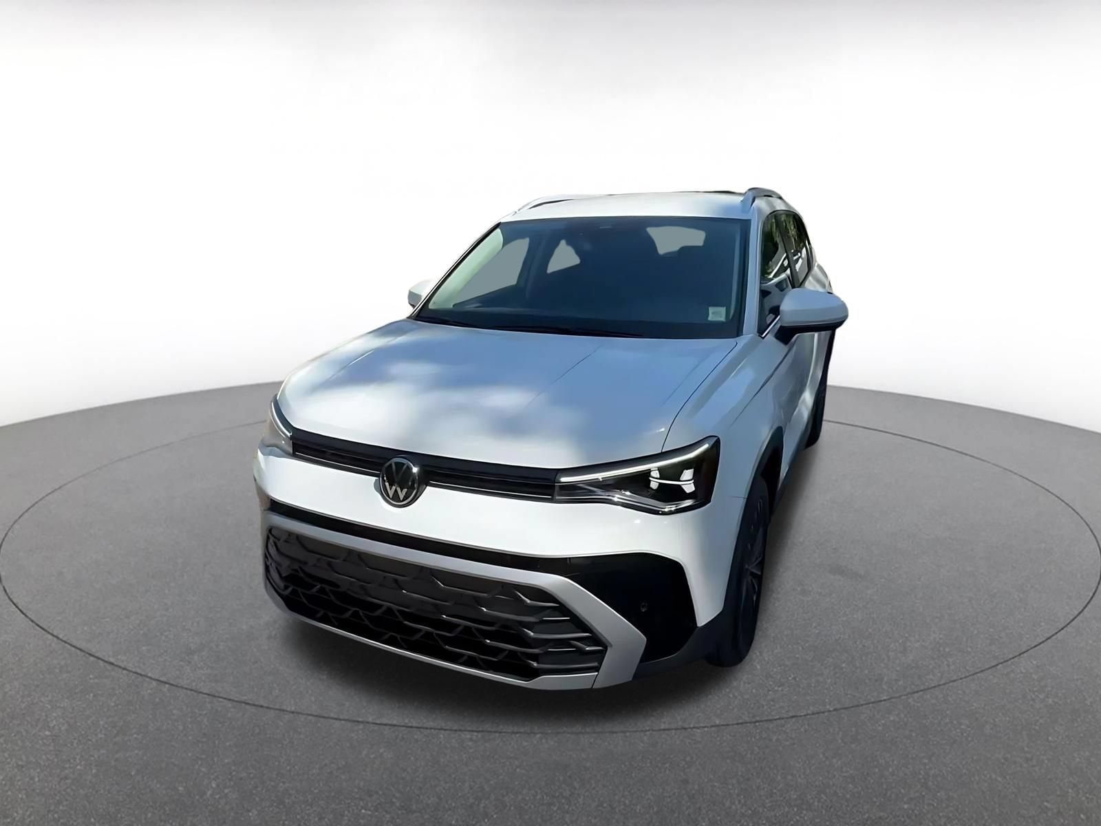 Thumbnail: 2026 Volkswagen Taos - 4