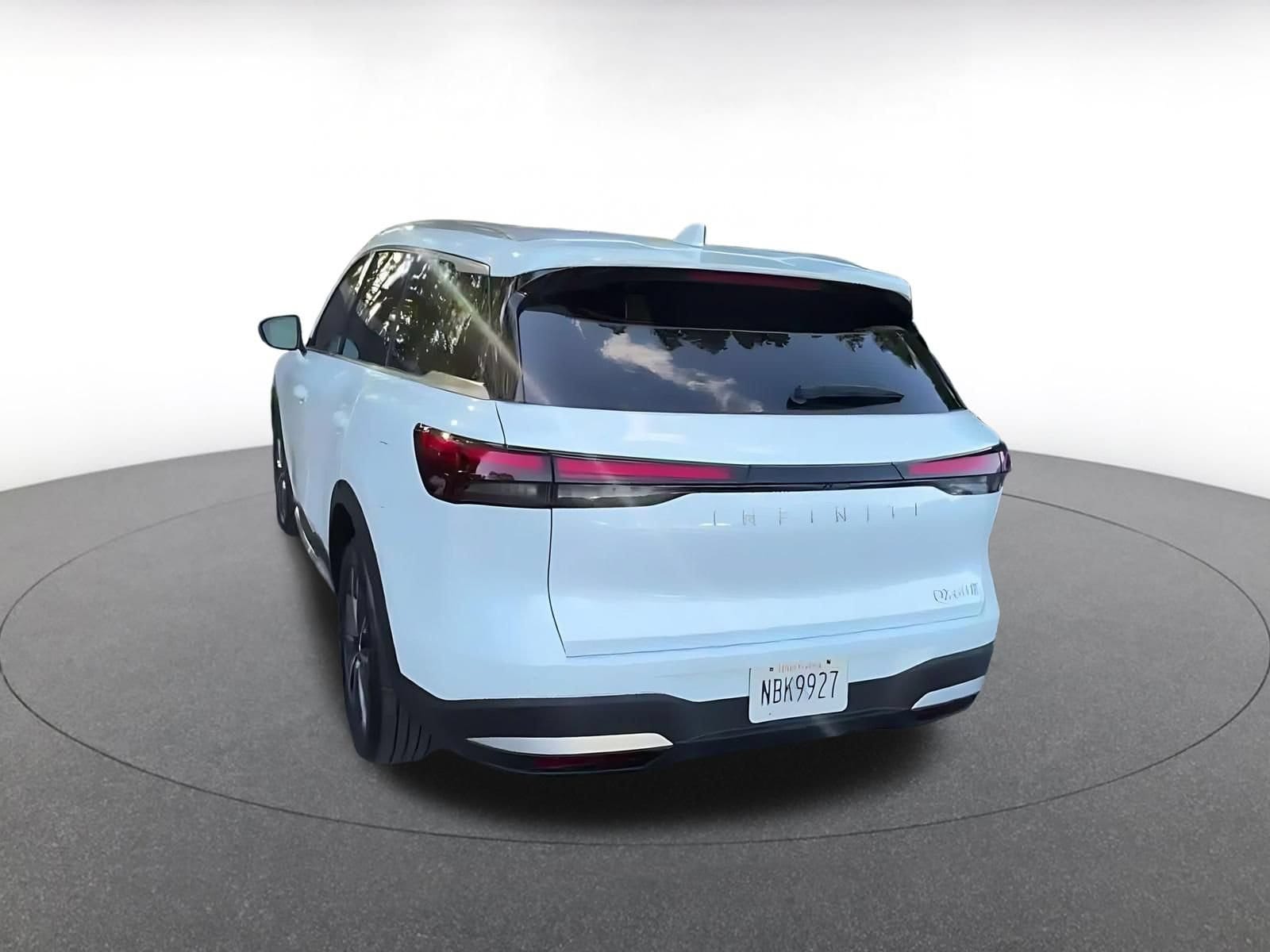 Thumbnail: 2026 INFINITI QX60 - 9