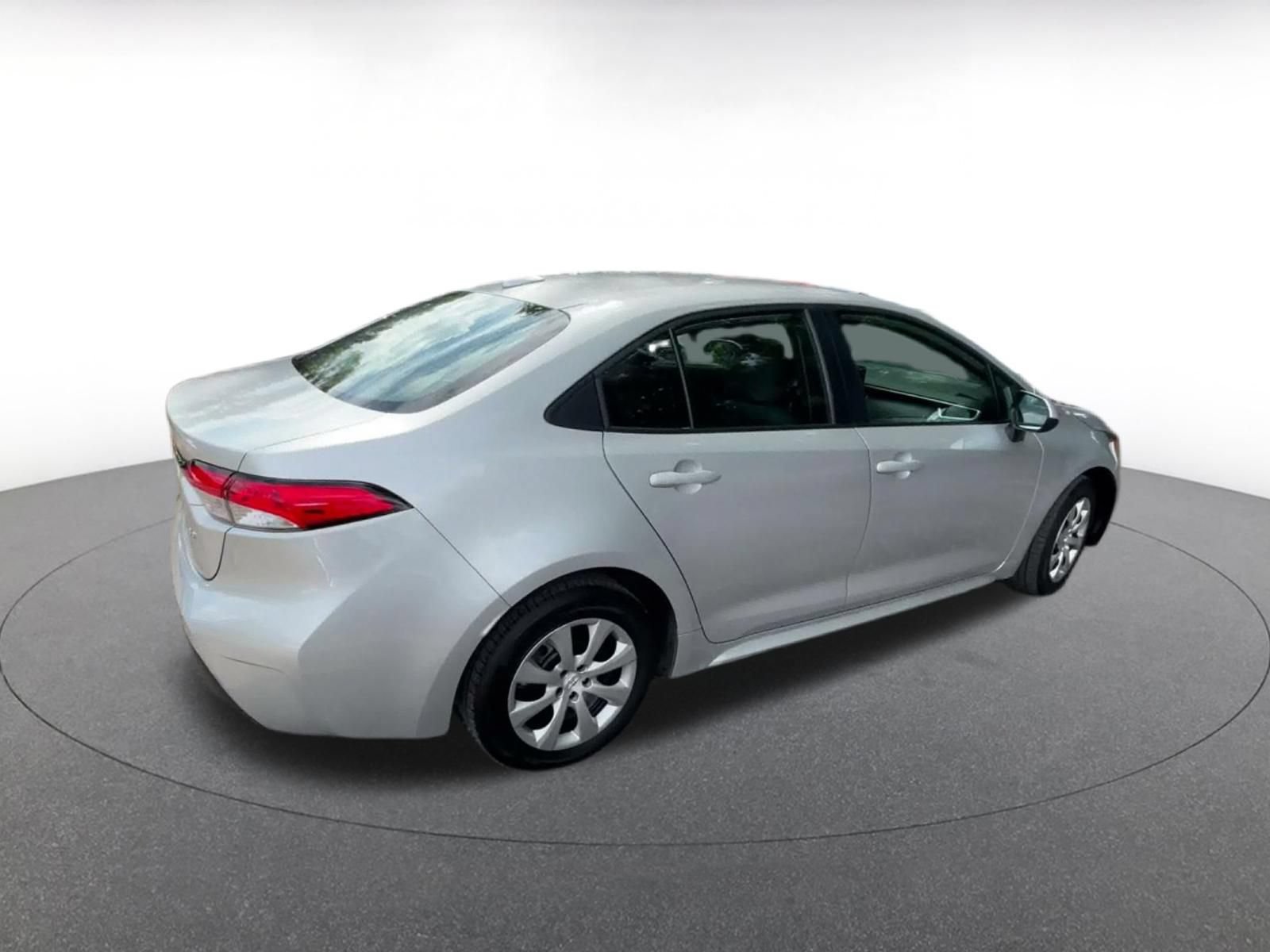 Thumbnail: 2025 Toyota Corolla - 14