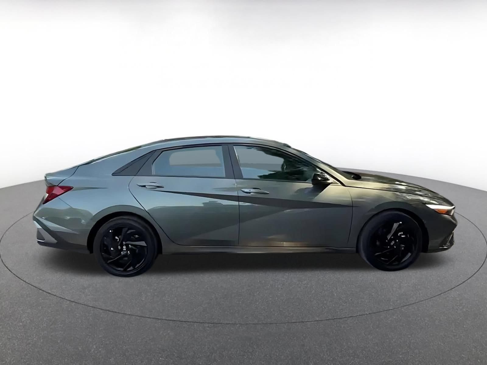 Thumbnail: 2026 Hyundai Elantra - 15