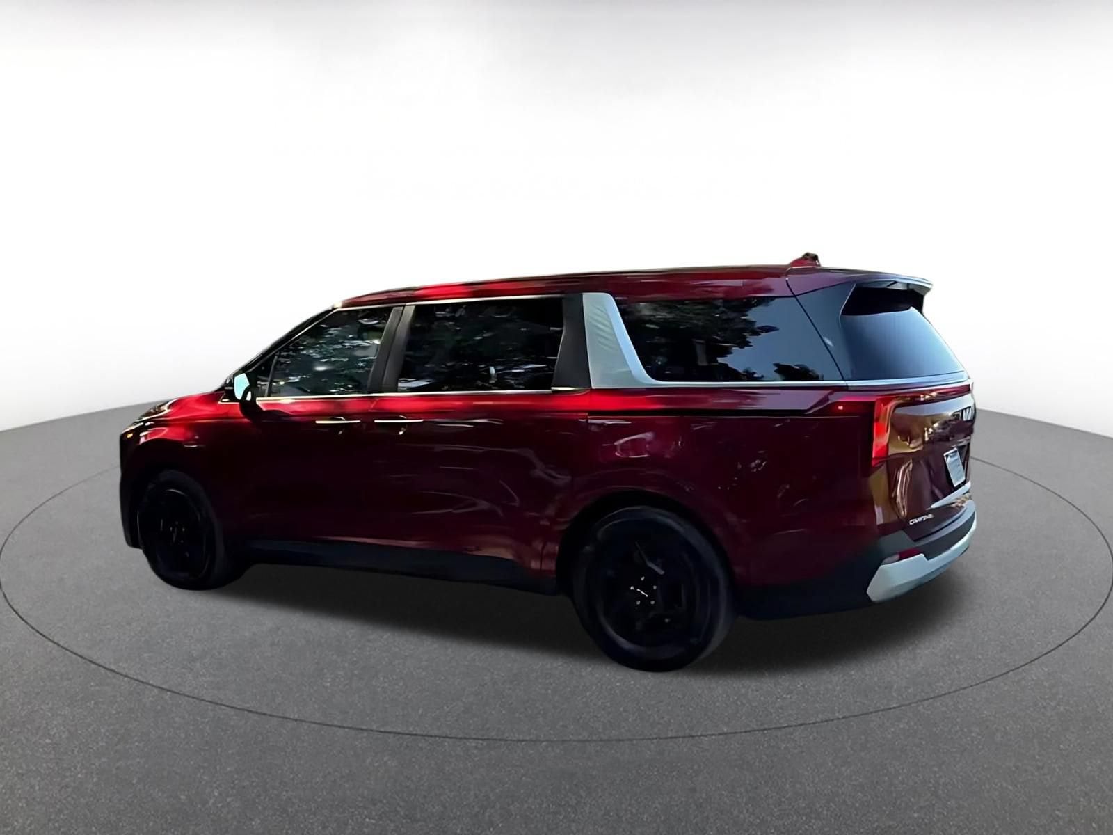 Thumbnail: 2026 Kia Carnival - 9