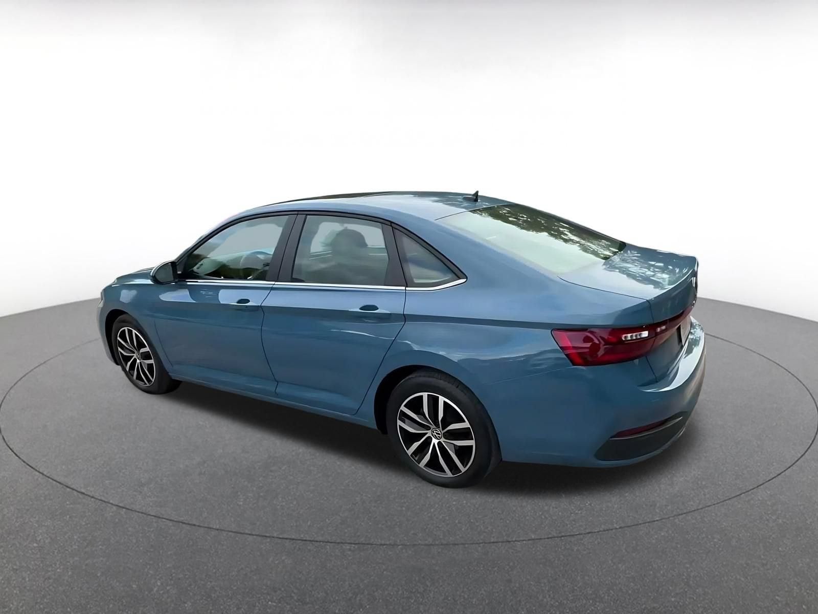 Thumbnail: 2025 Volkswagen Jetta - 8