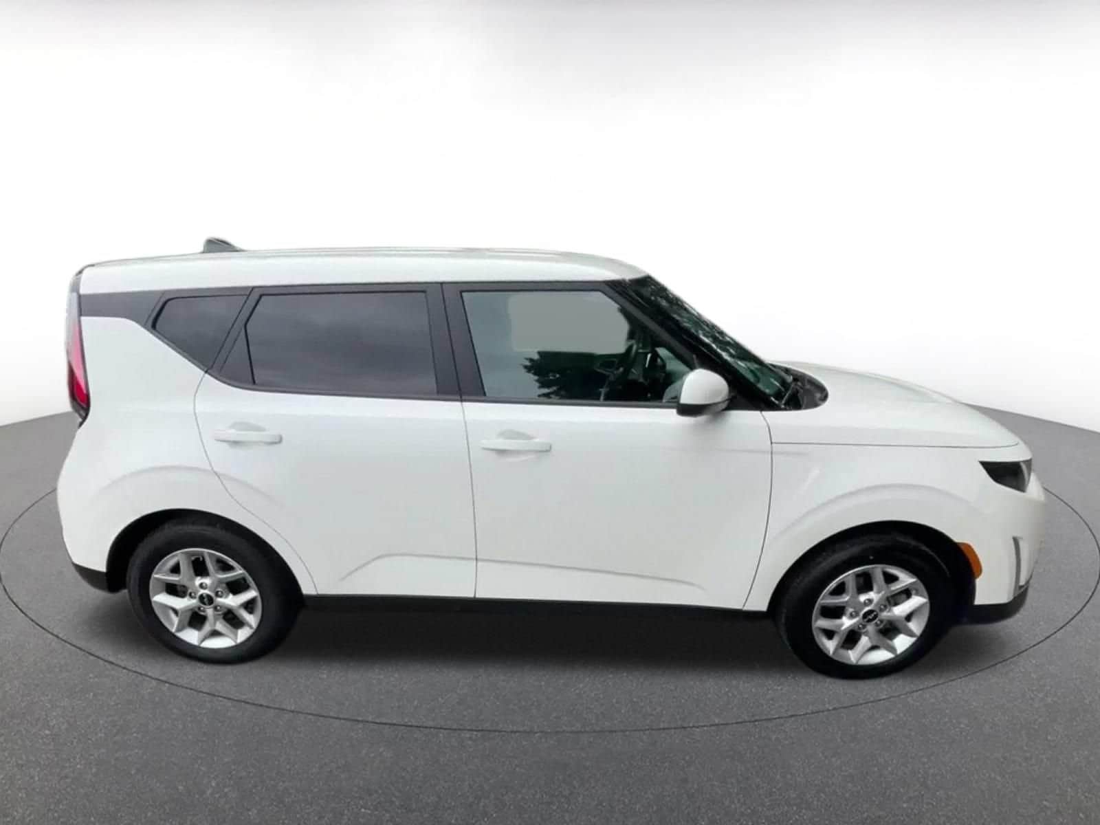 Thumbnail: 2025 Kia Soul - 15