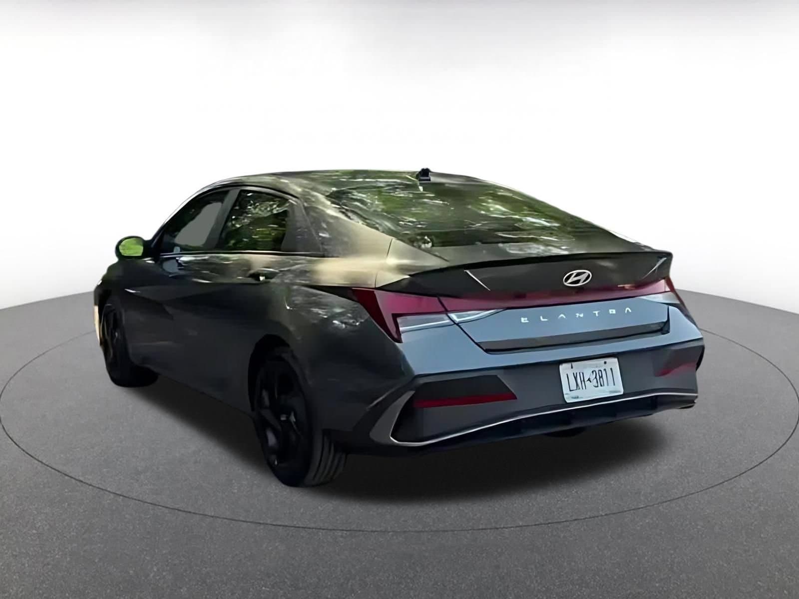 Thumbnail: 2026 Hyundai Elantra - 9