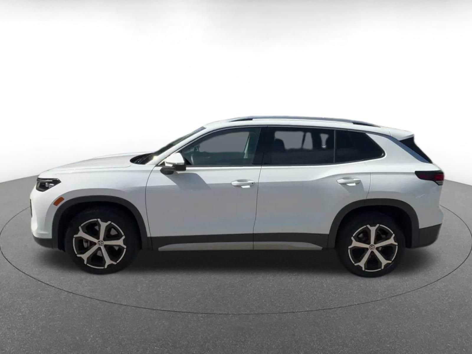 Thumbnail: 2026 Volkswagen Tiguan - 8