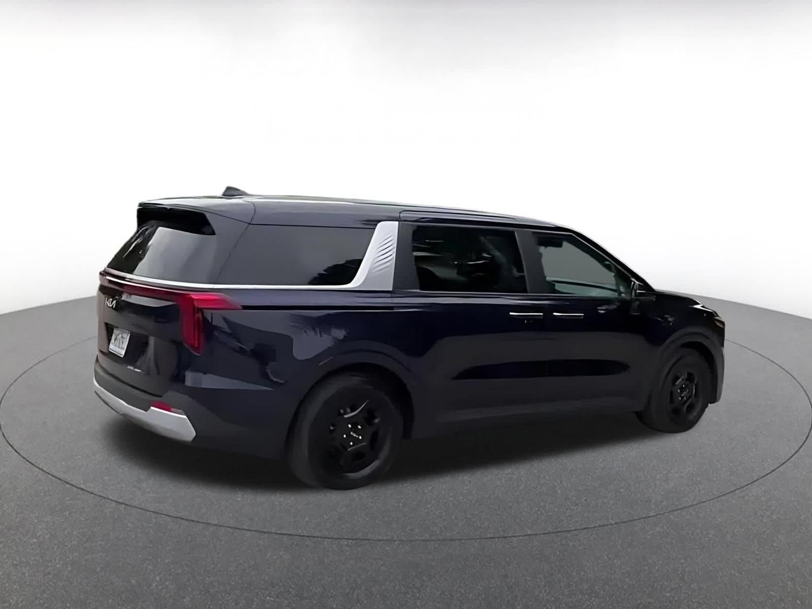 Thumbnail: 2026 Kia Carnival - 14