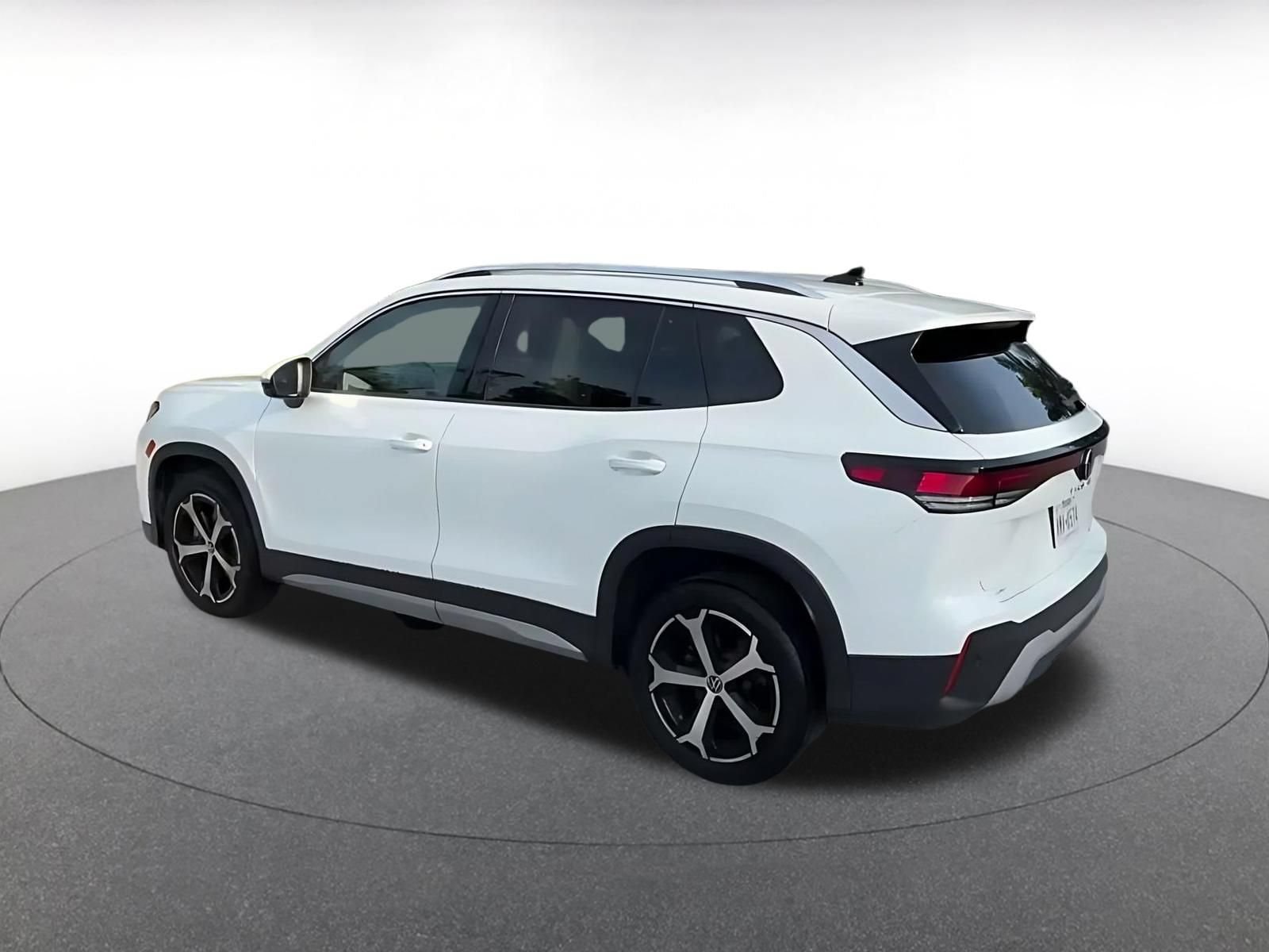 Thumbnail: 2026 Volkswagen Tiguan - 9