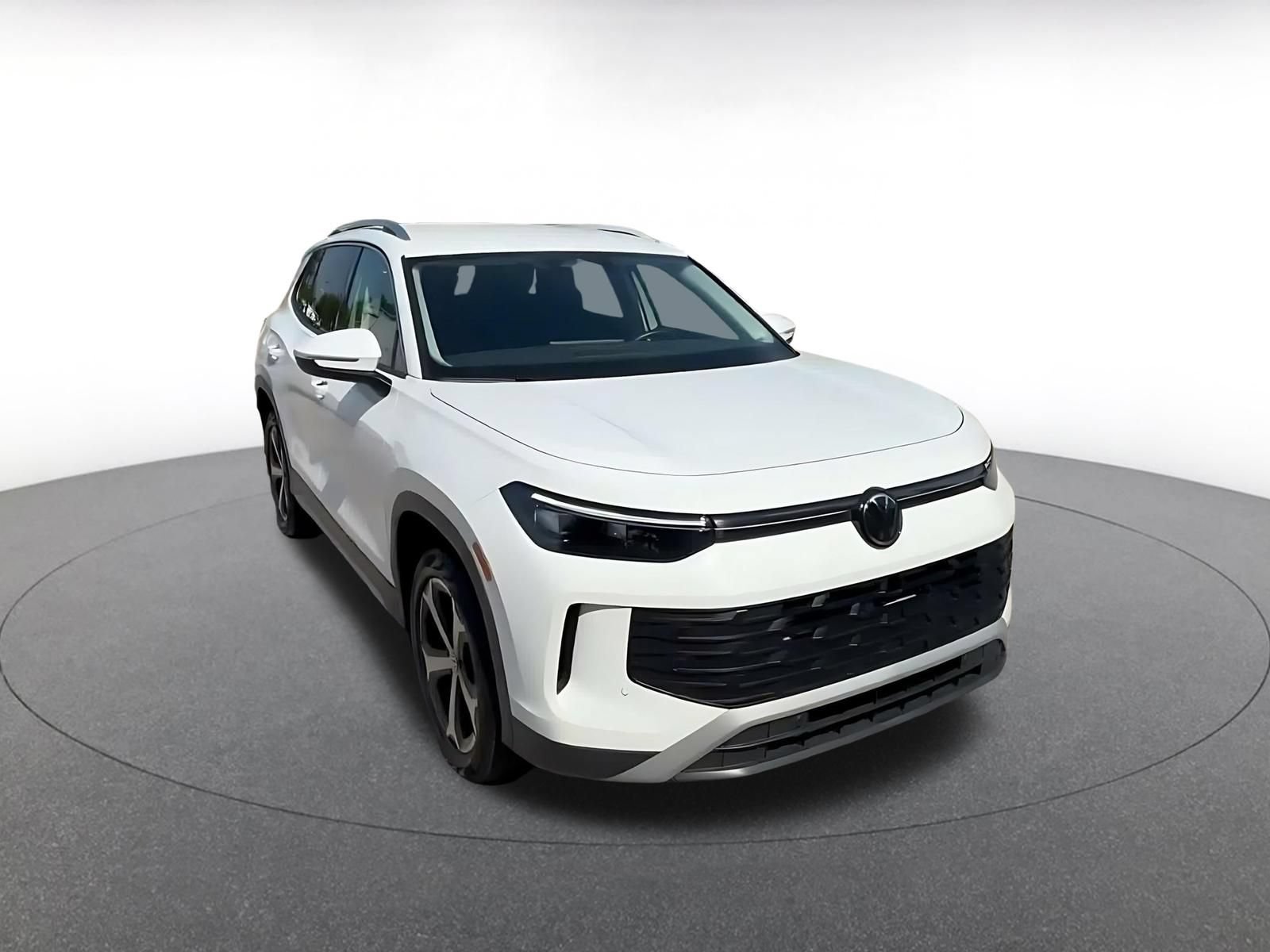 Thumbnail: 2026 Volkswagen Tiguan - 3