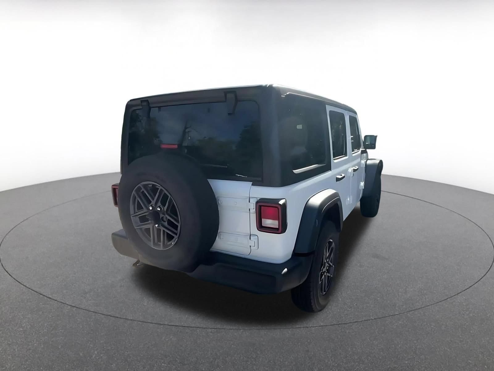 Thumbnail: 2025 Jeep Wrangler - 12