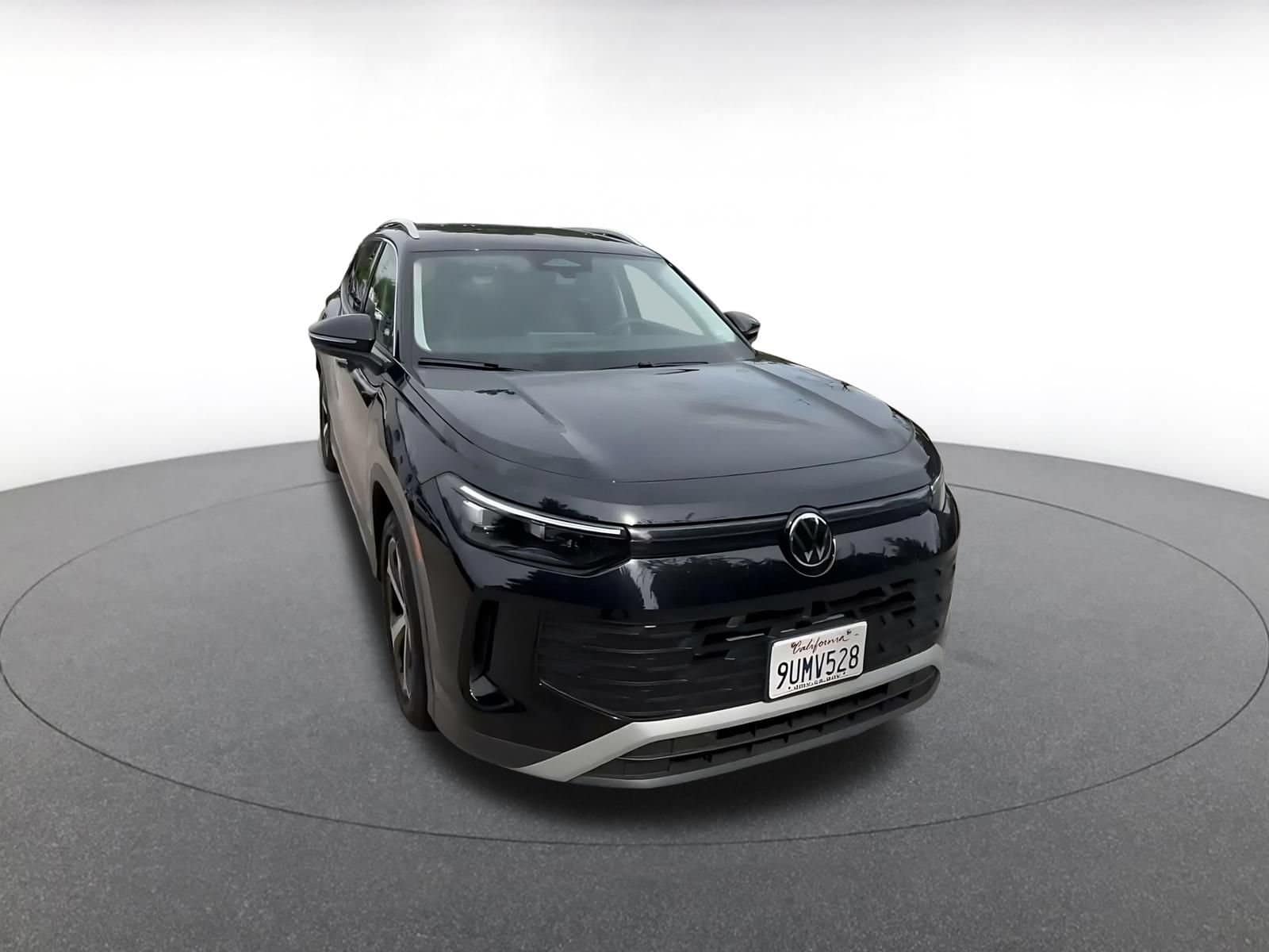 Thumbnail: 2026 Volkswagen Tiguan - 3