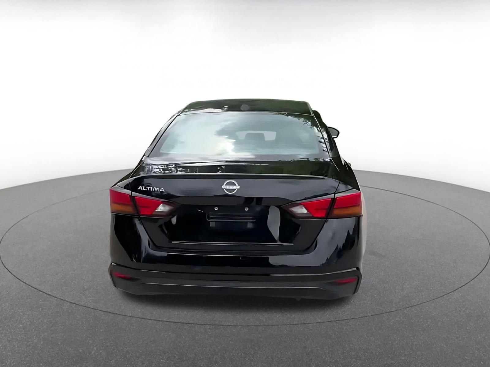 Thumbnail: 2025 Nissan Altima - 12