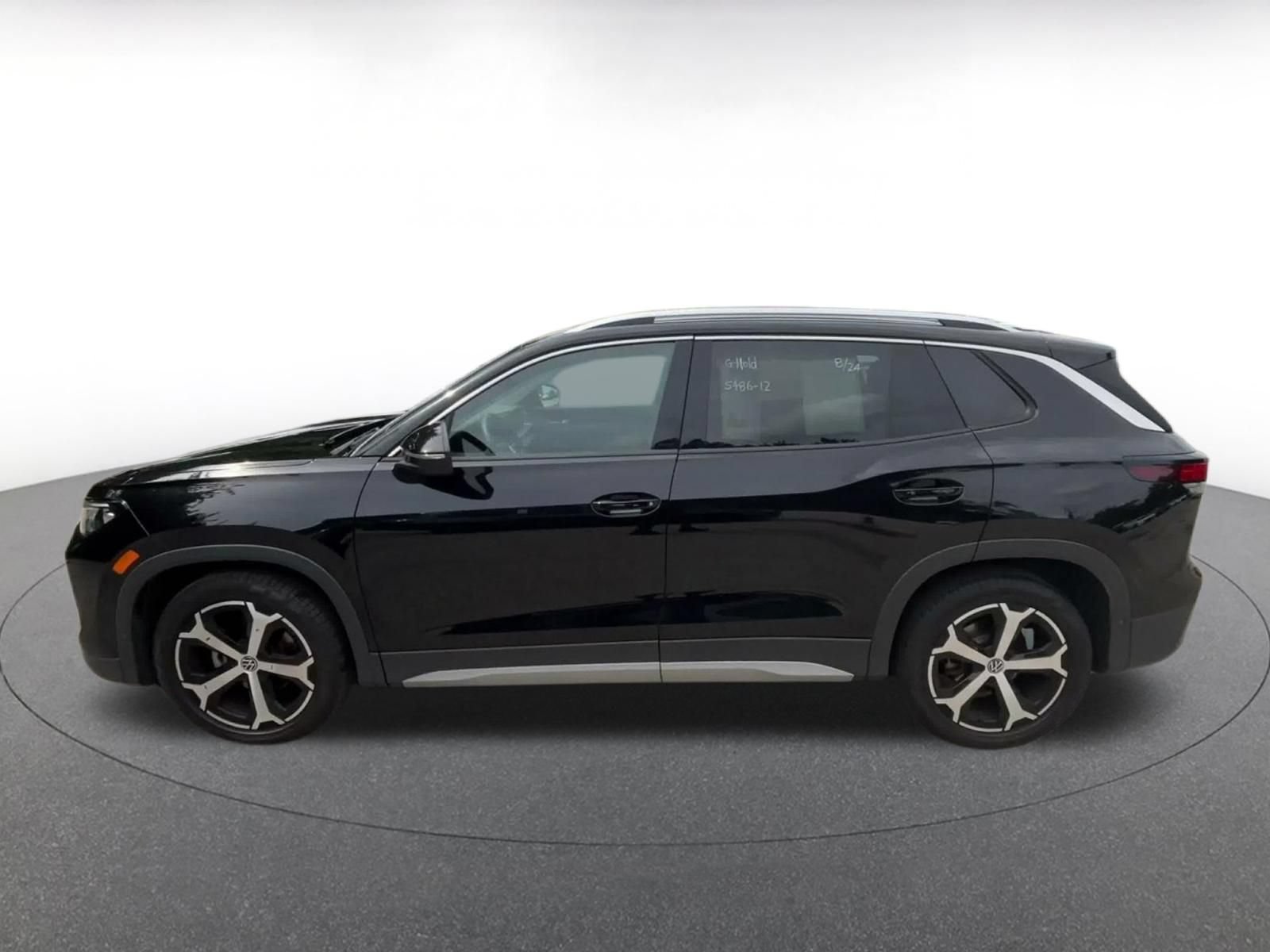 Thumbnail: 2026 Volkswagen Tiguan - 8