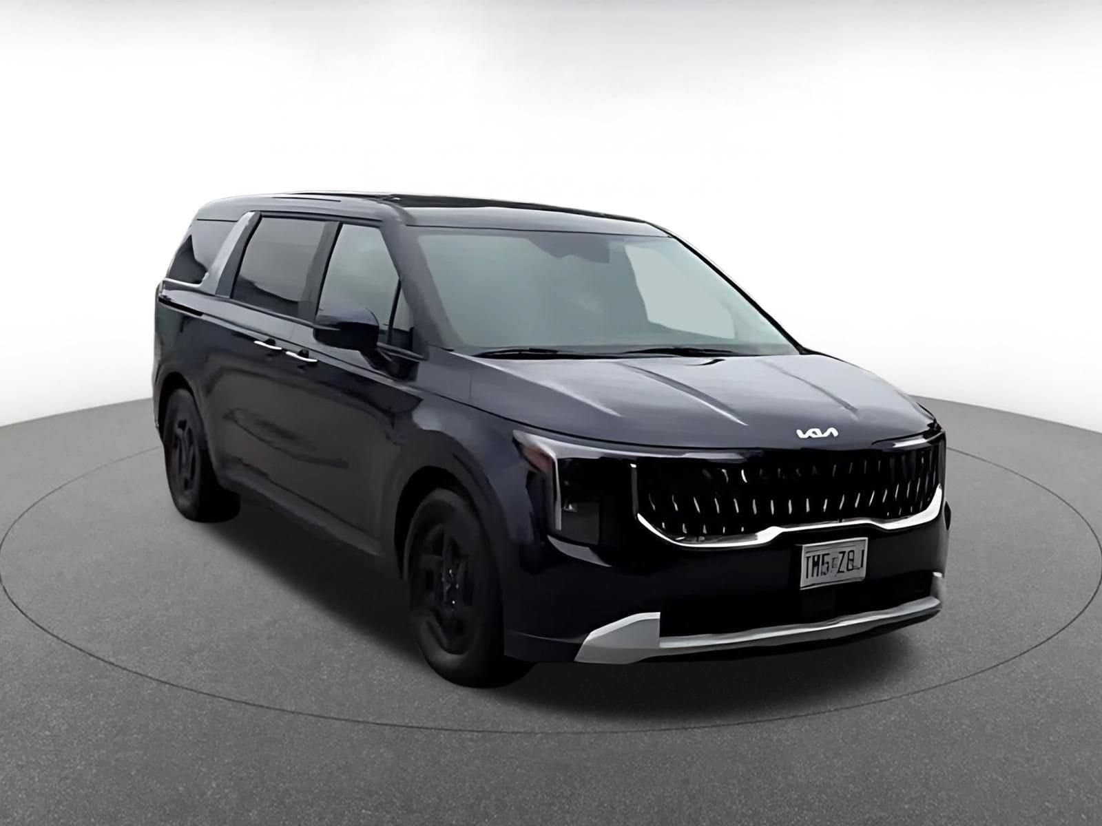 Thumbnail: 2026 Kia Carnival - 3