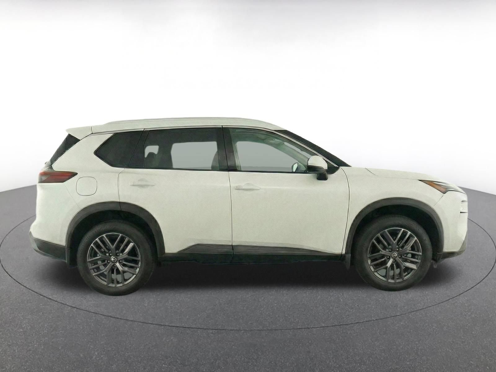 Thumbnail: 2026 Nissan Rogue - 13