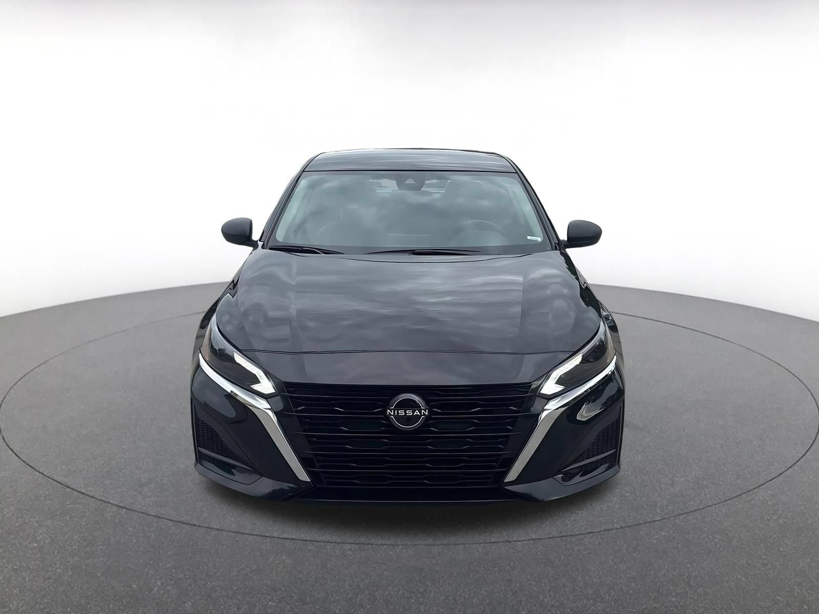 Thumbnail: 2025 Nissan Altima - 2