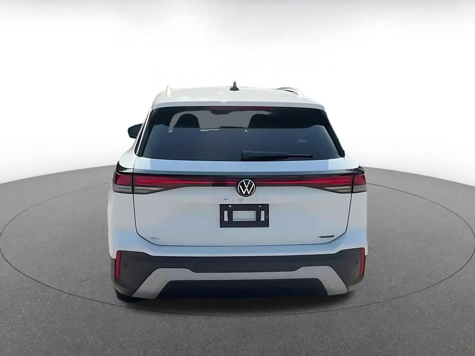 Thumbnail: 2026 Volkswagen Tiguan - 12