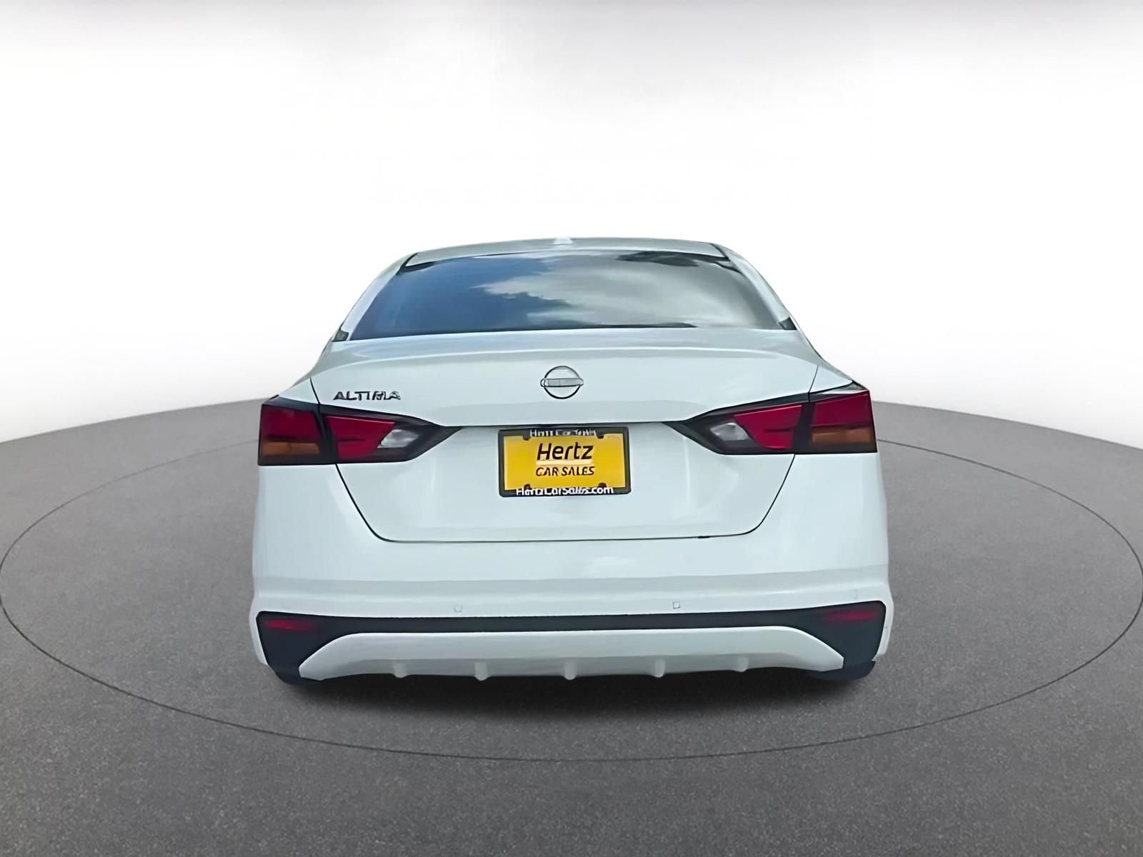 Thumbnail: 2025 Nissan Altima - 12