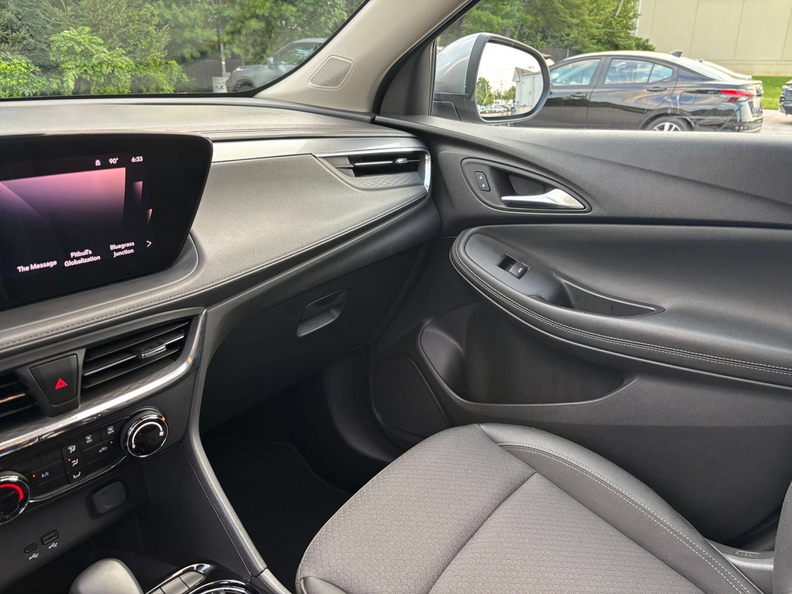 Thumbnail: 2025 Buick Encore GX - 33