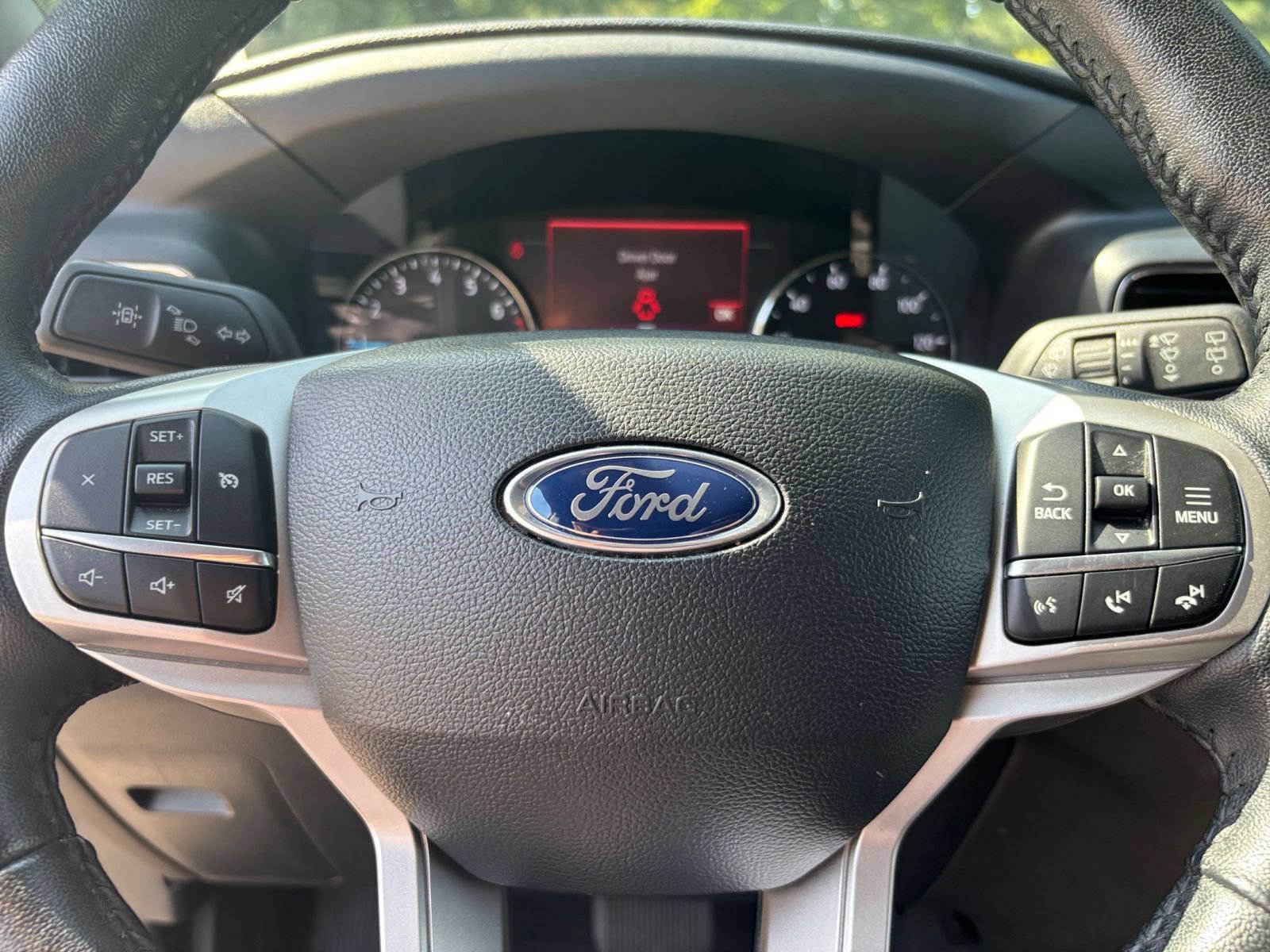 Thumbnail: 2024 Ford Explorer - 28