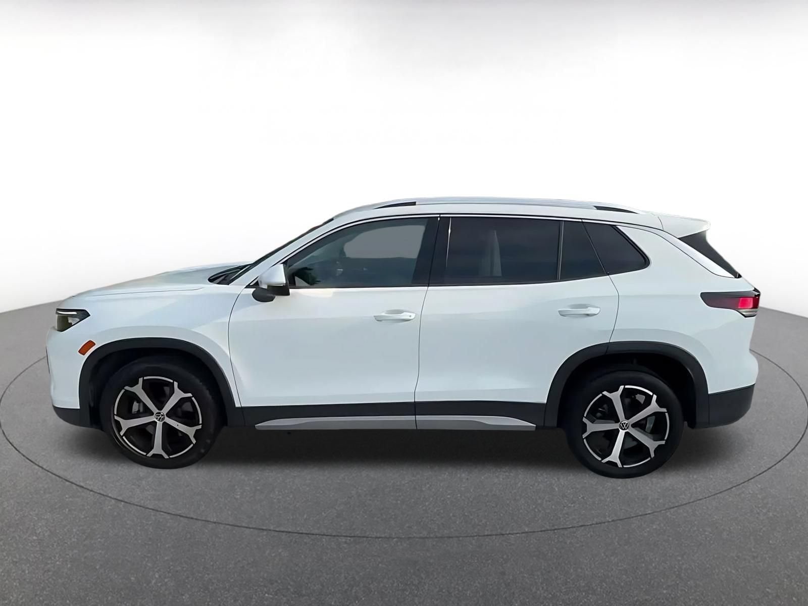 Thumbnail: 2026 Volkswagen Tiguan - 8