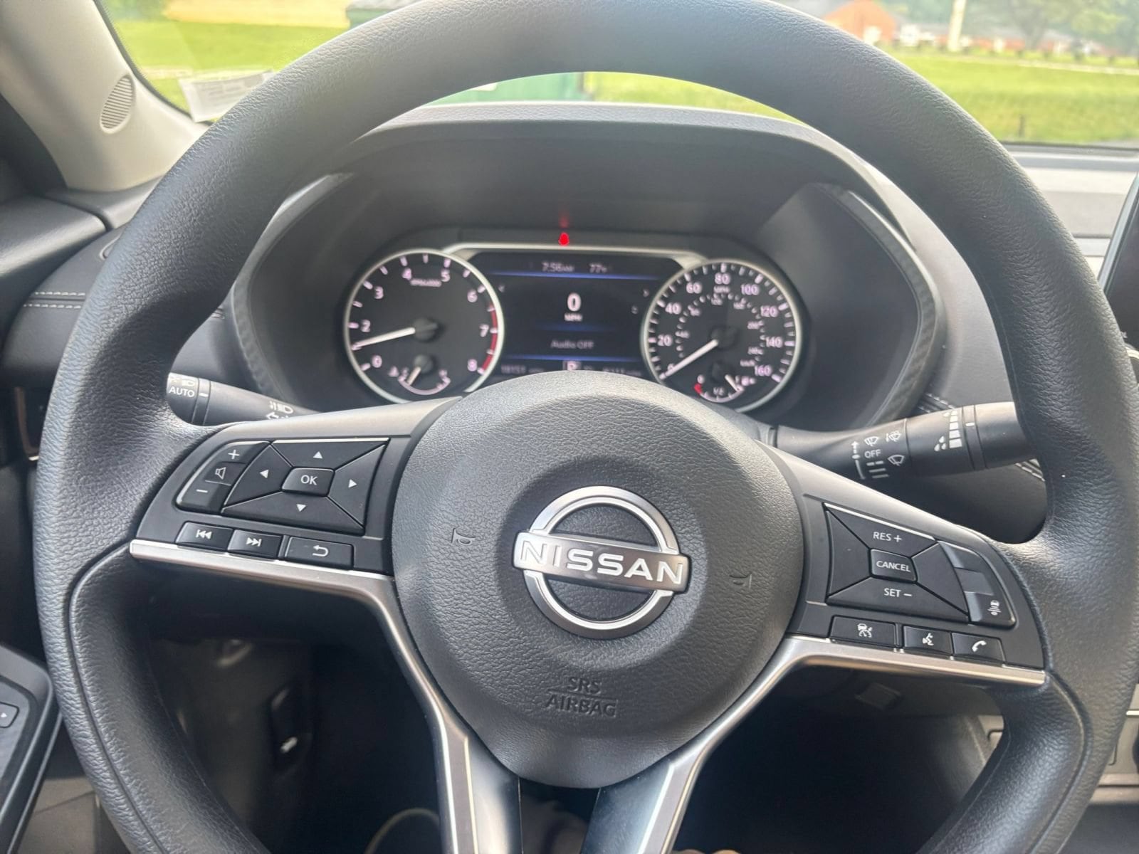 Thumbnail: 2025 Nissan Sentra - 32