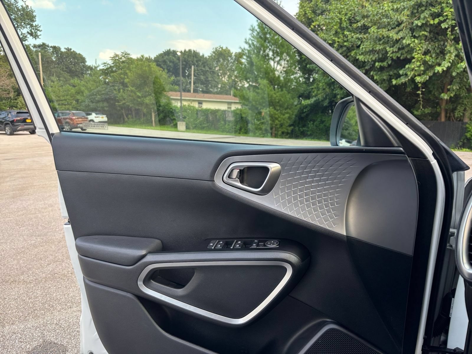 Thumbnail: 2025 Kia Soul - 18