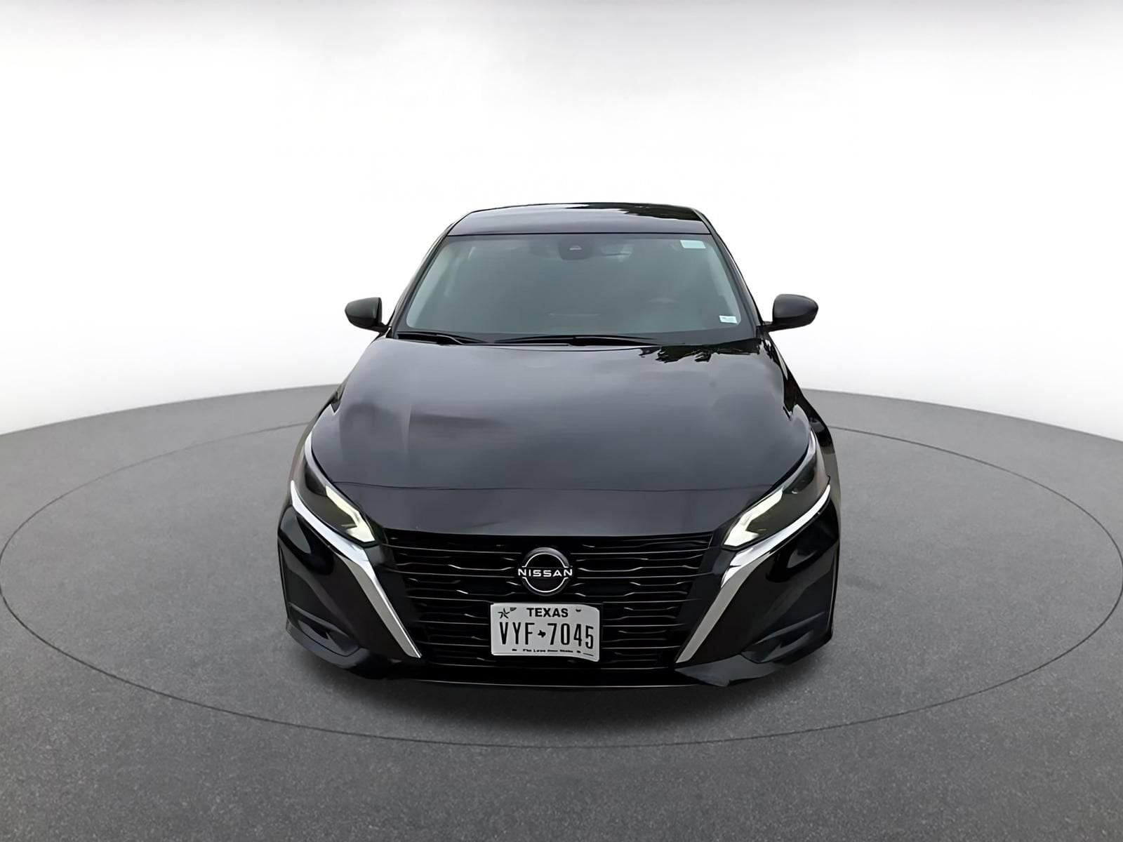 Thumbnail: 2025 Nissan Altima - 4