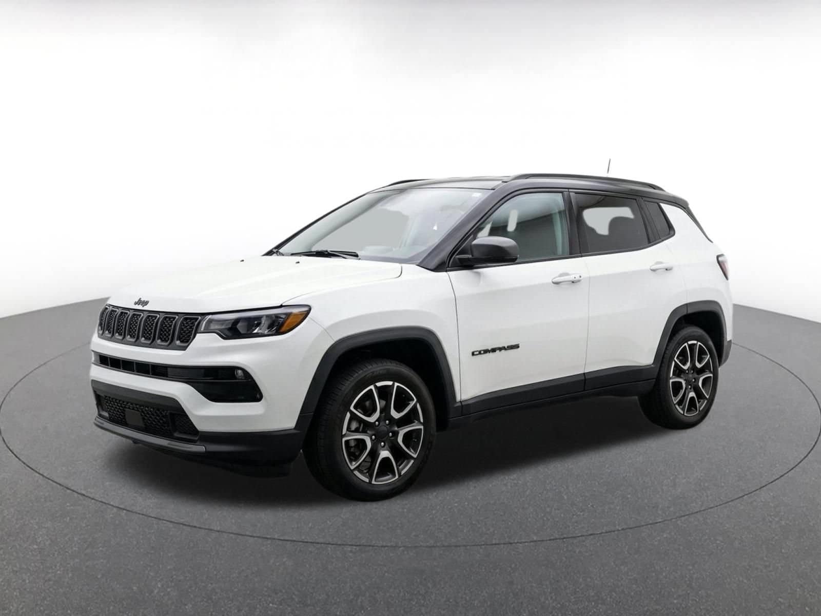 Thumbnail: 2025 Jeep Compass - 3