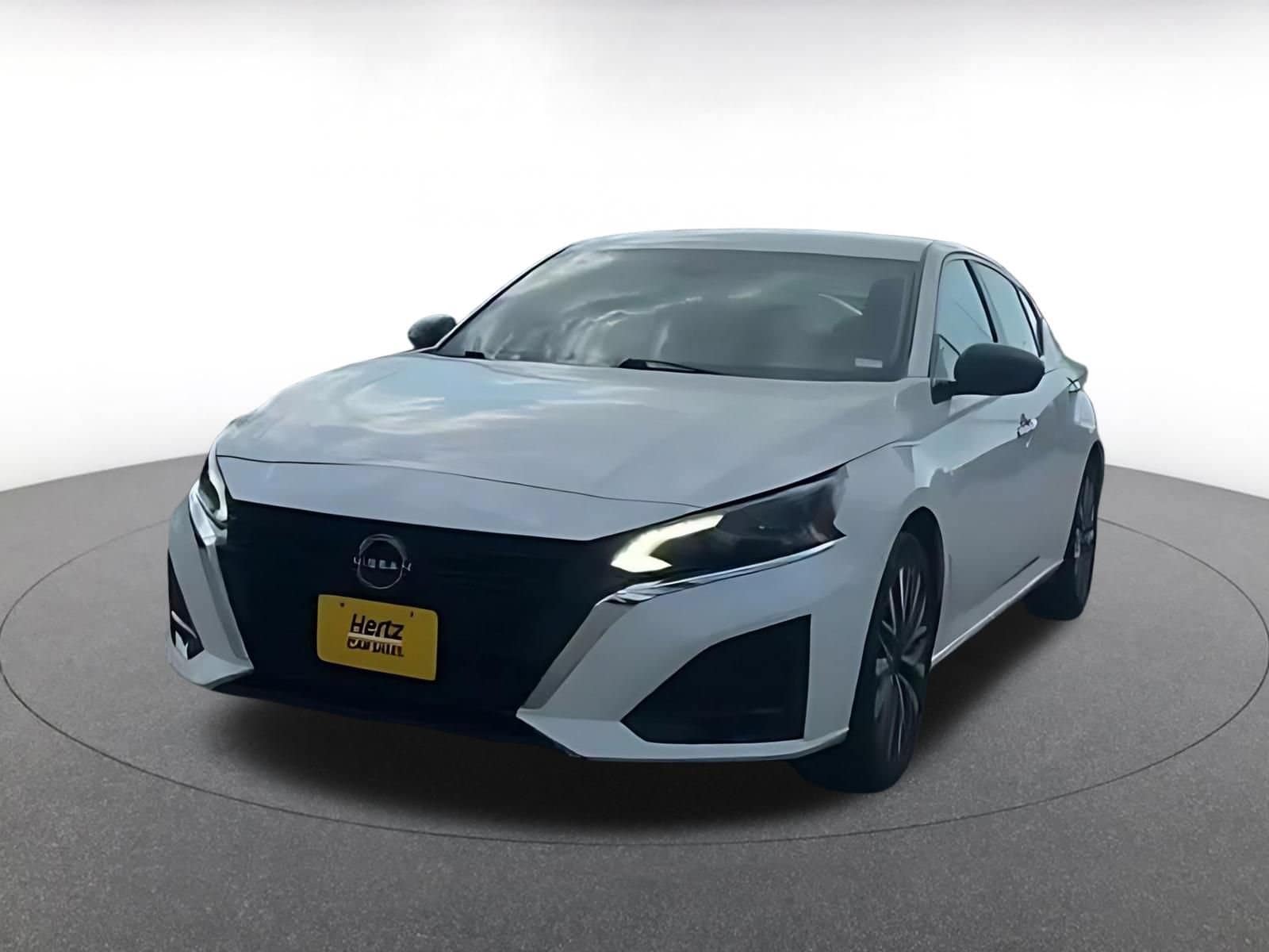 Thumbnail: 2025 Nissan Altima - 7
