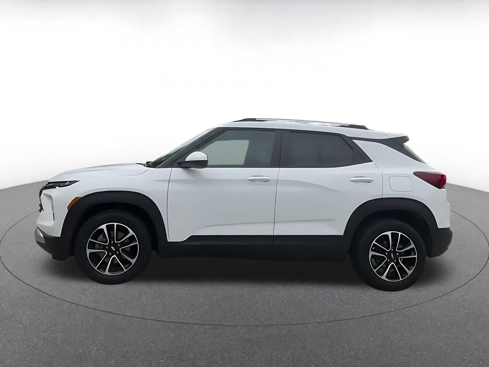 Thumbnail: 2025 Chevrolet TrailBlazer - 8