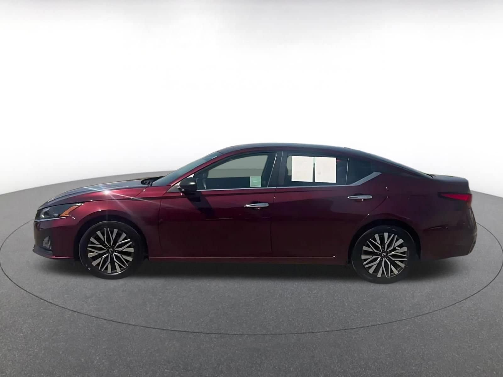 Thumbnail: 2025 Nissan Altima - 7
