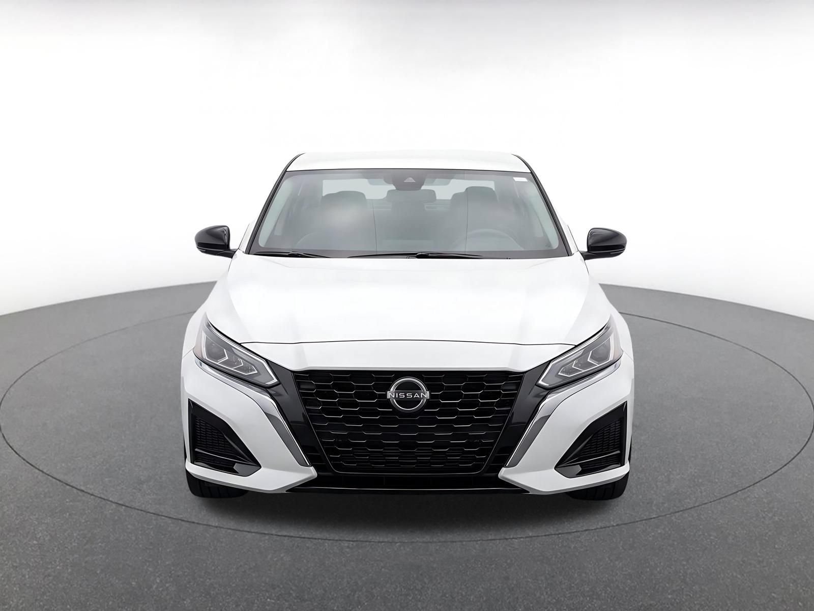 Thumbnail: 2025 Nissan Altima - 2