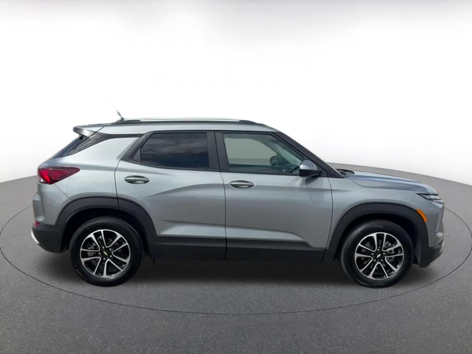 Thumbnail: 2025 Chevrolet TrailBlazer - 15