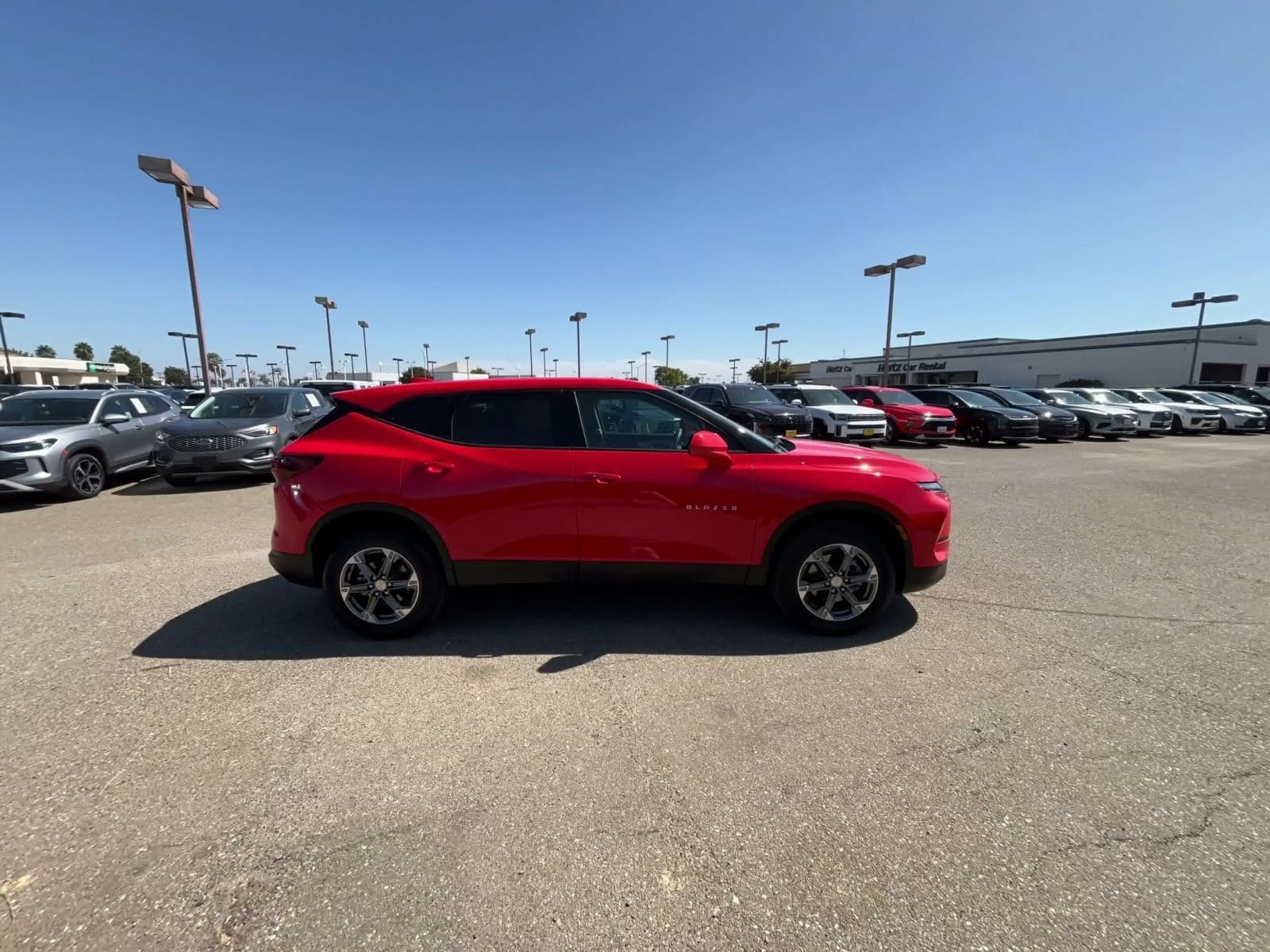 Thumbnail: 2026 Chevrolet Blazer - 15