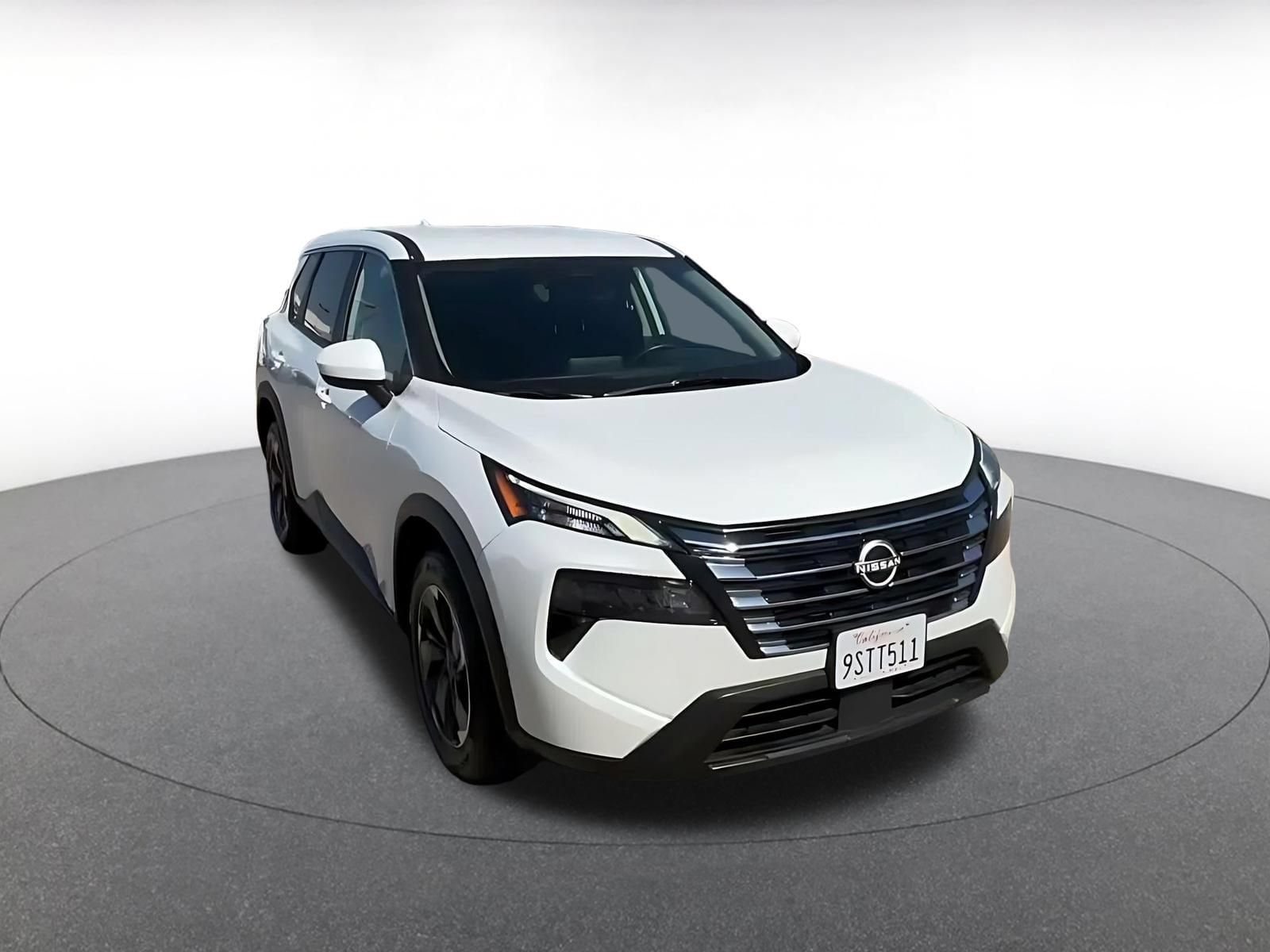 Thumbnail: 2025 Nissan Rogue - 3
