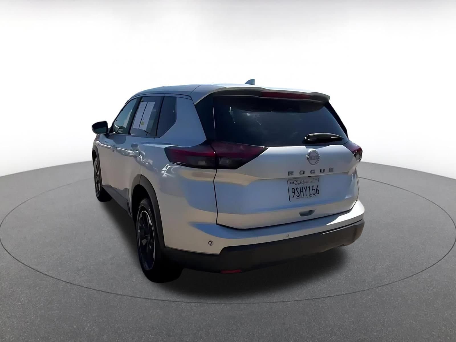 Thumbnail: 2025 Nissan Rogue - 10