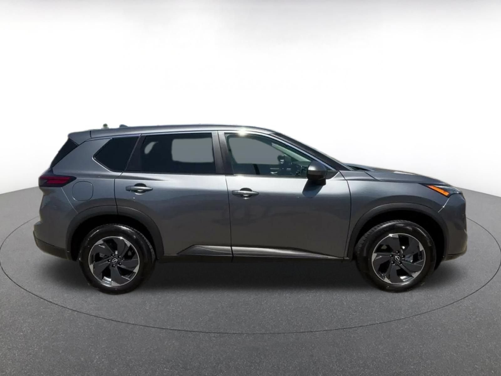 Thumbnail: 2025 Nissan Rogue - 15