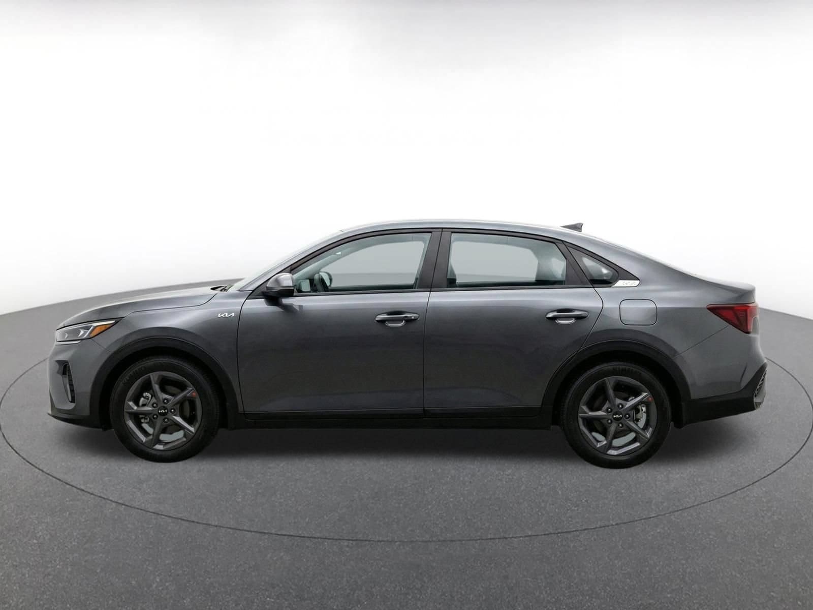 Thumbnail: 2026 Kia K4 - 4