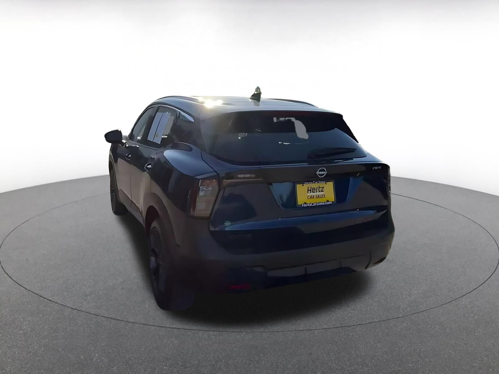 Thumbnail: 2026 Nissan Kicks - 10