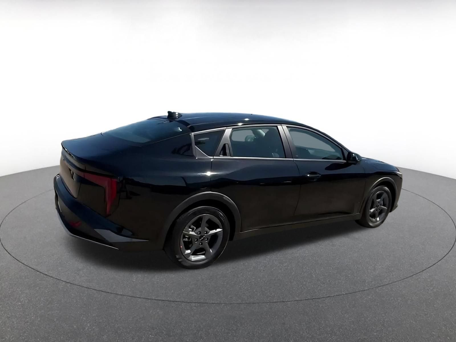 Thumbnail: 2026 Kia K4 - 14