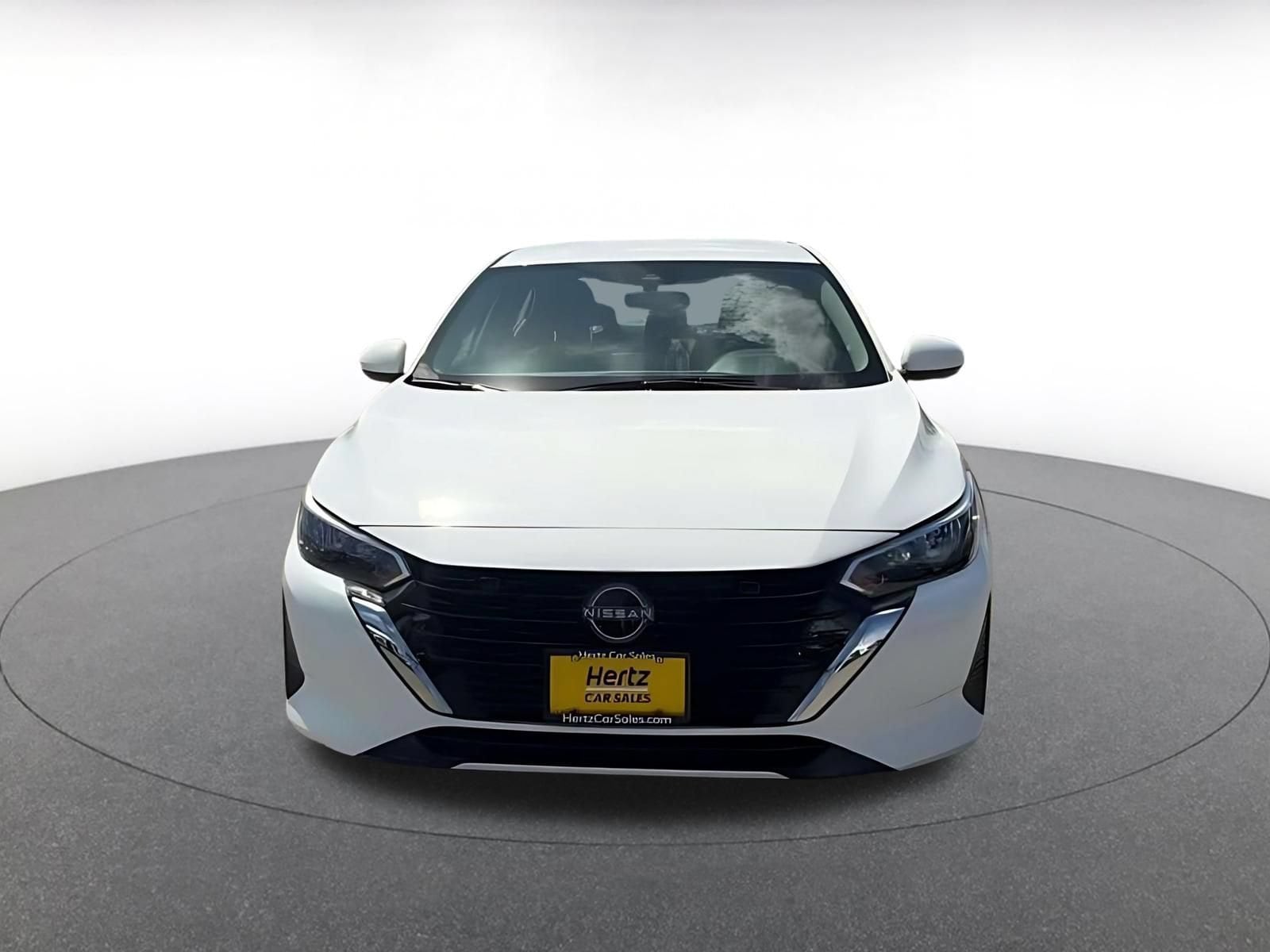 Thumbnail: 2025 Nissan Sentra - 4
