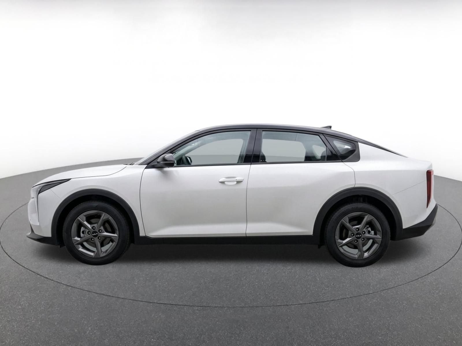 Thumbnail: 2026 Kia K4 - 4