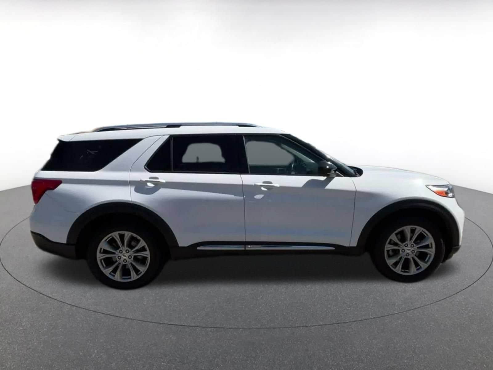 Thumbnail: 2023 Ford Explorer - 15