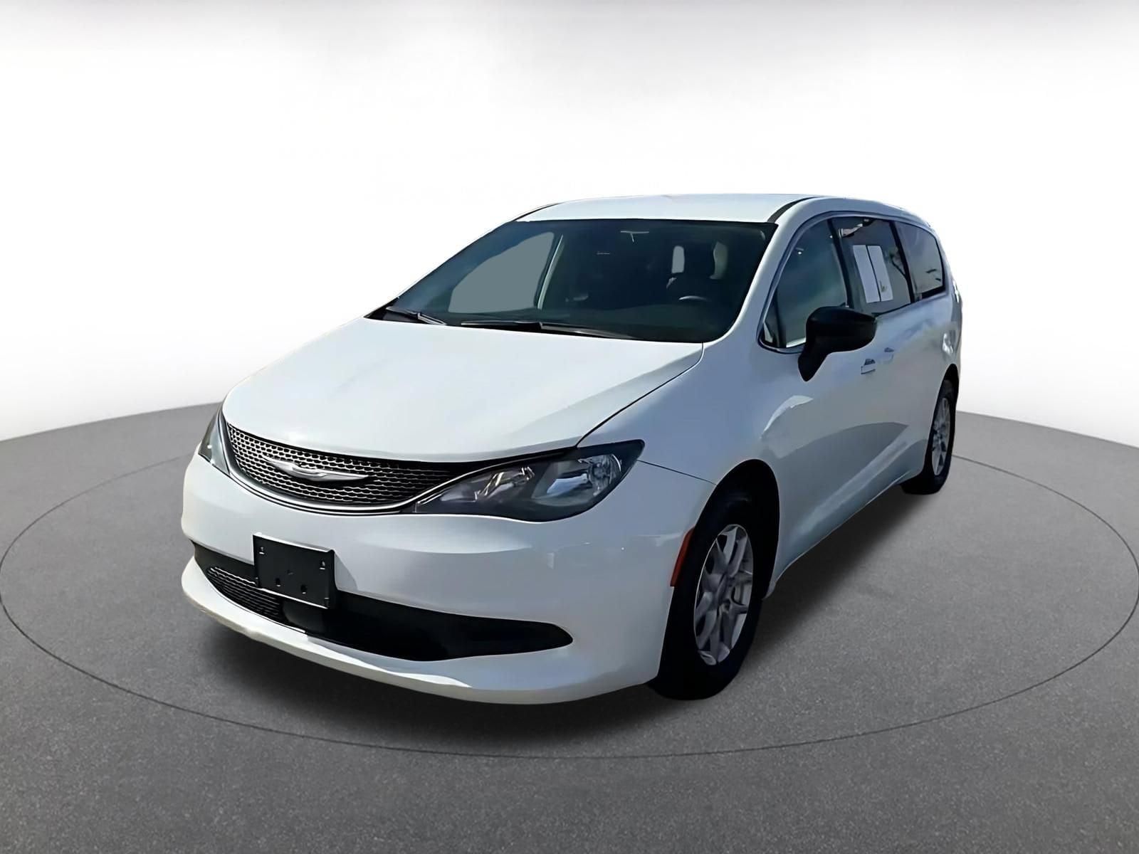 Thumbnail: 2024 Chrysler Voyager - 6