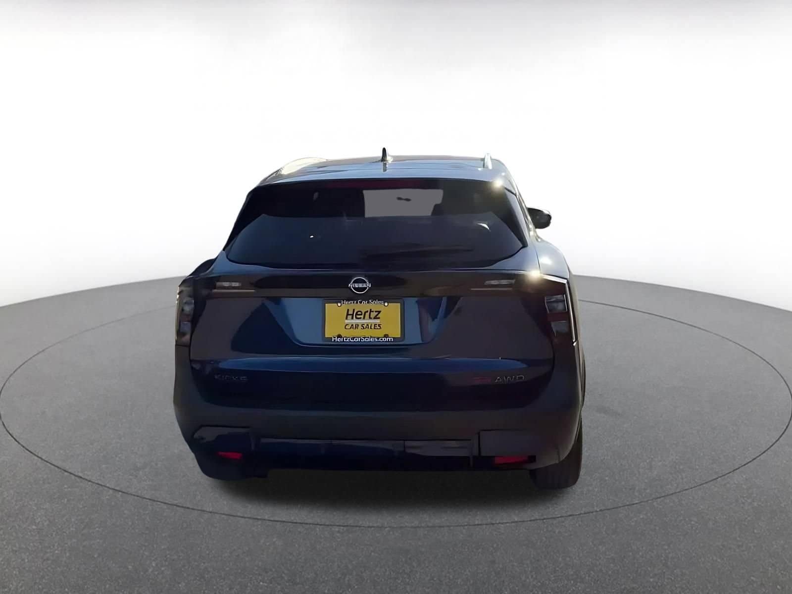Thumbnail: 2026 Nissan Kicks - 12