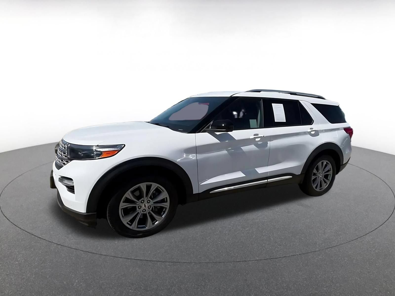 Thumbnail: 2023 Ford Explorer - 7